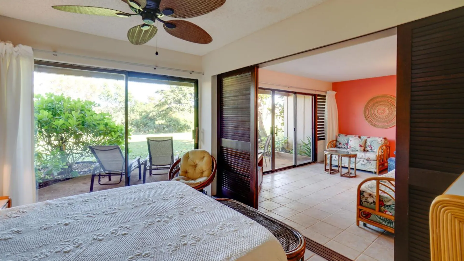 アパート Quiet Maunaloa Condo With Pool, Ocean Views!