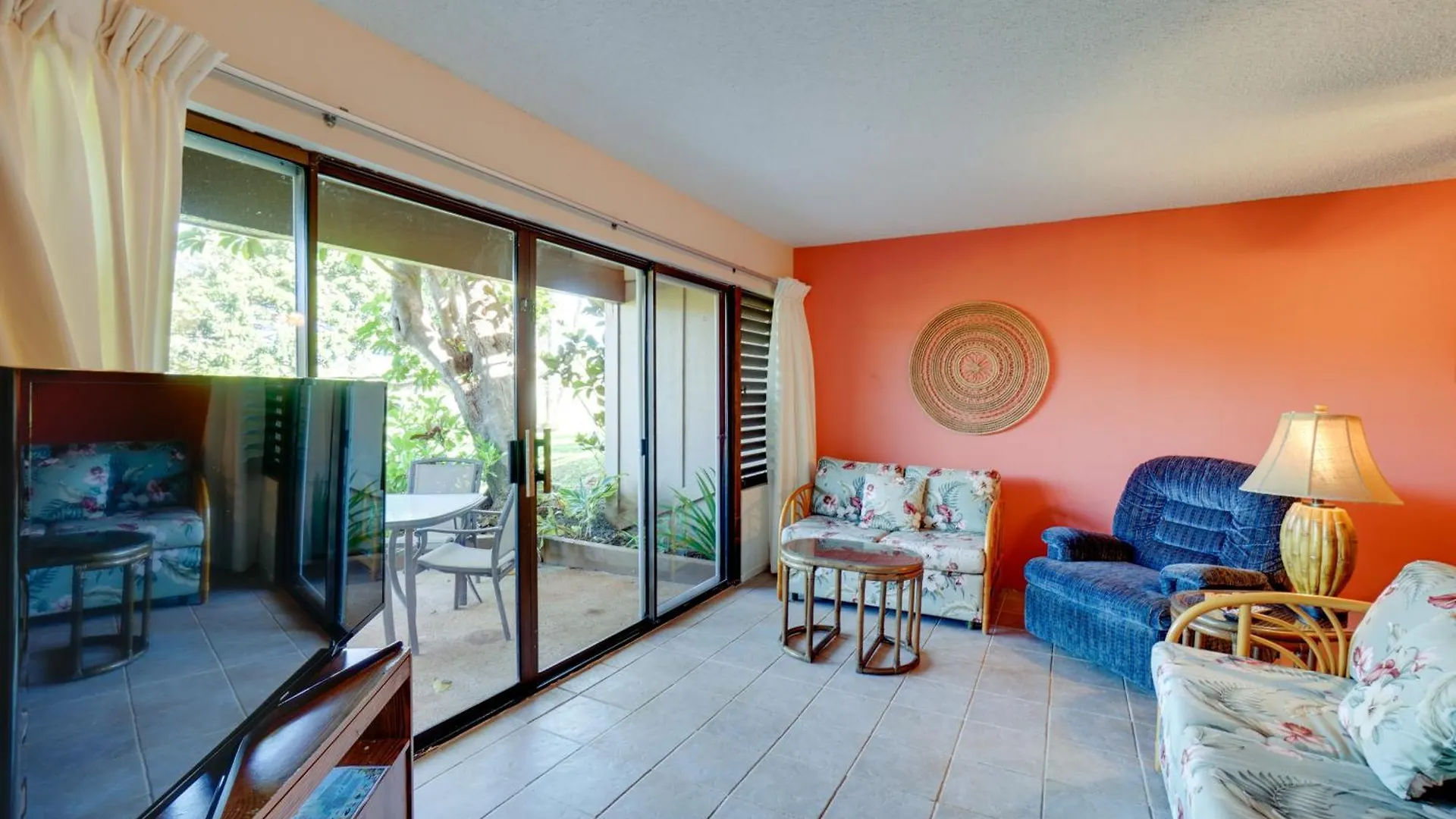 Quiet Maunaloa Condo With Pool, Ocean Views! 0*,